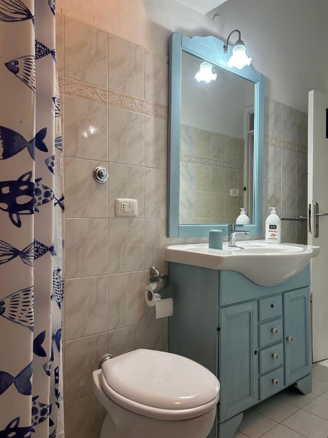Holiday House Maurizio Формія Екстер'єр фото